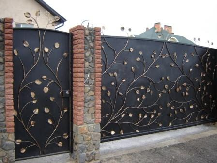 Ковані ворота з декором — фото 5